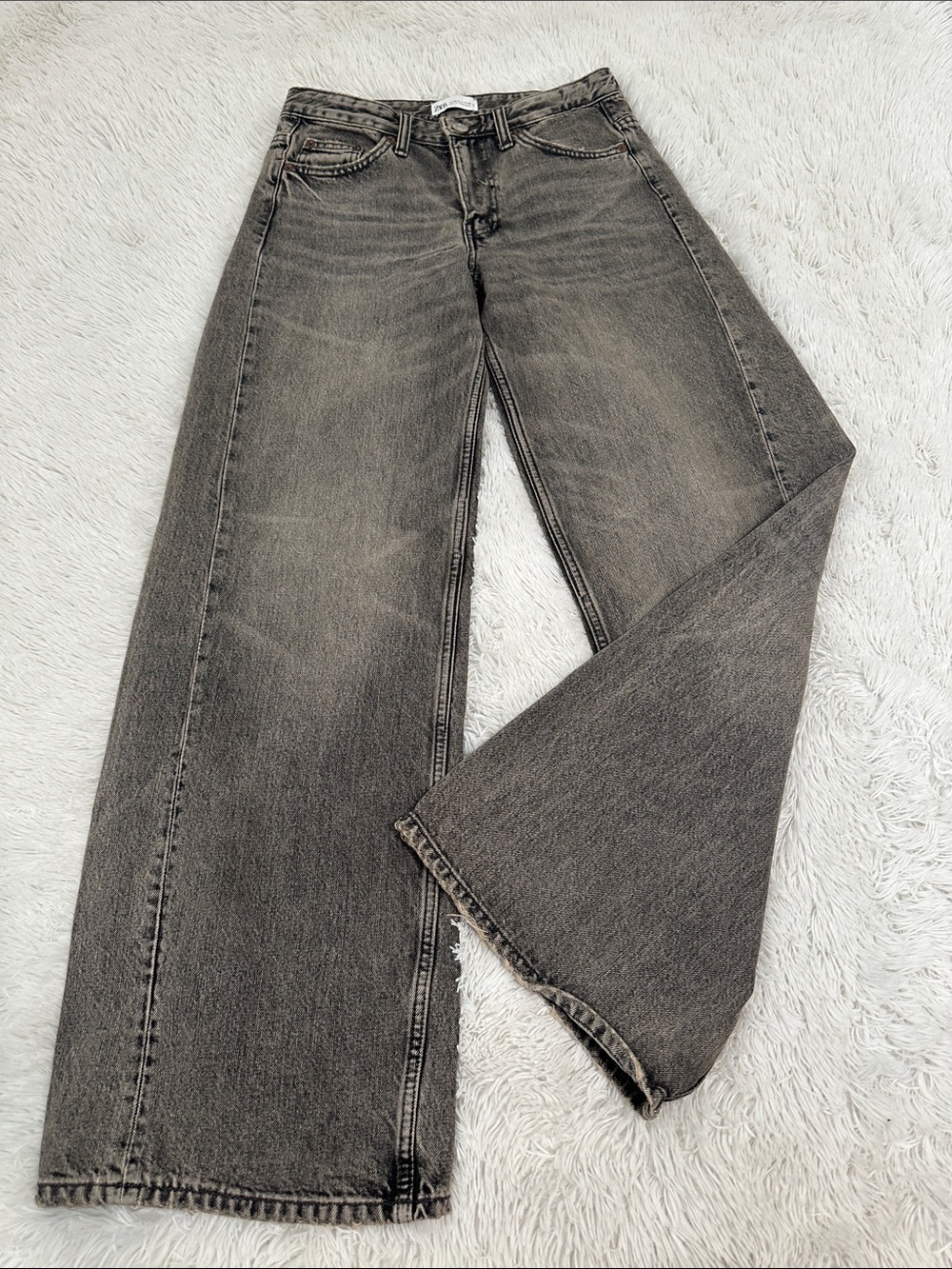 🟣 Zara Wide Leg Jeans